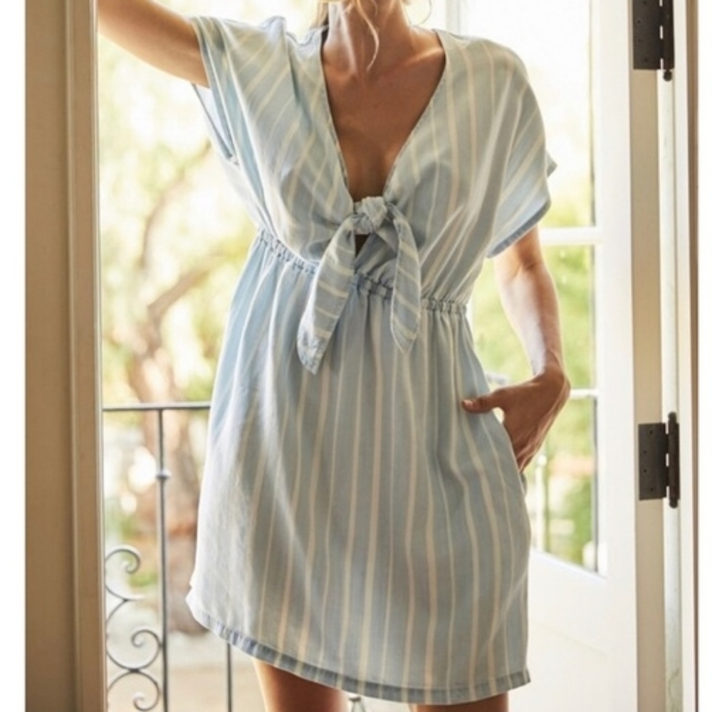 Velvet heart stripe dress with tie front